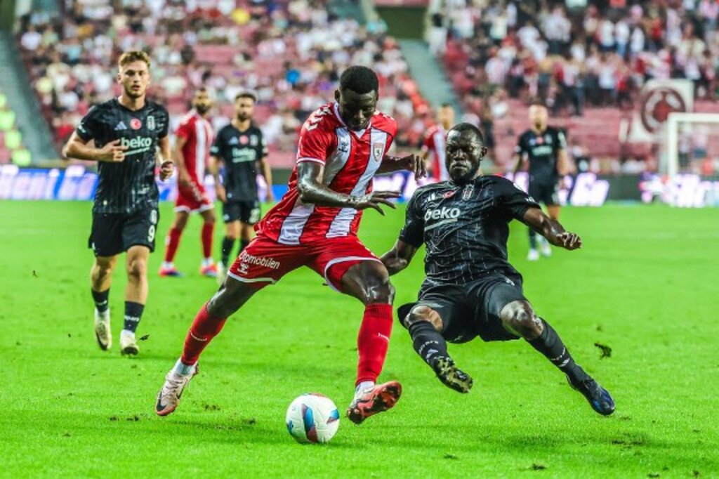 Samsunspor Beşiktaş maçı 19 Mayıs Stadından muhteşem fotoğraflar