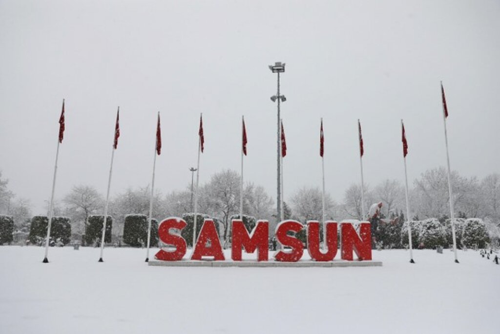 Samsun kar yağdı Erzurum'a döndü! Samsun'dan kar fotoğrafları