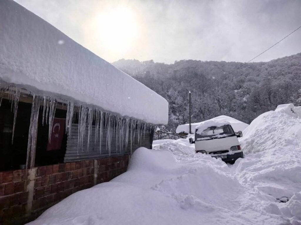 Samsun kar yağdı Erzurum'a döndü! Samsun'dan kar fotoğrafları