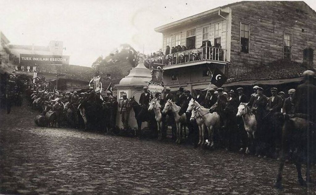 Samsun'da Cumhuriyet Bayramı'nın 10'uncu Yıl Kutlamaları eski fotoğraflar