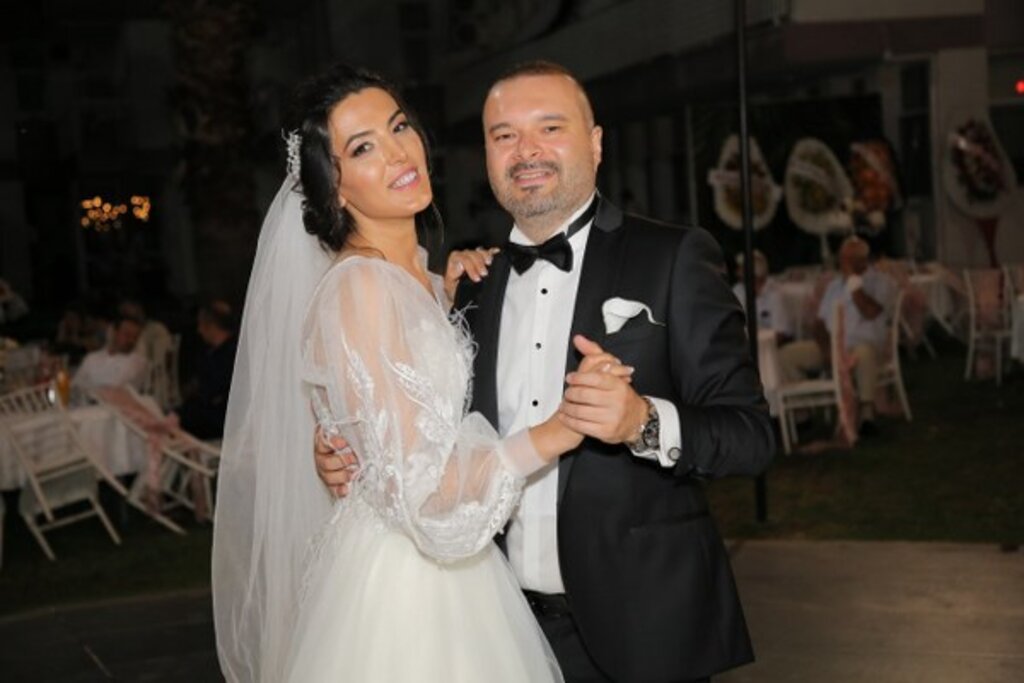 Samsun'da gazeteci İsmail Başaran'ın oğlu dünya evine girdi