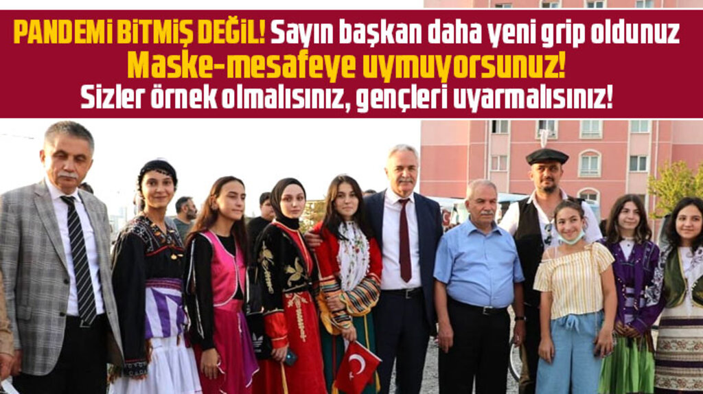 Samsun'da belediye başkanları maske ve sosyal mesafeye uymuyor