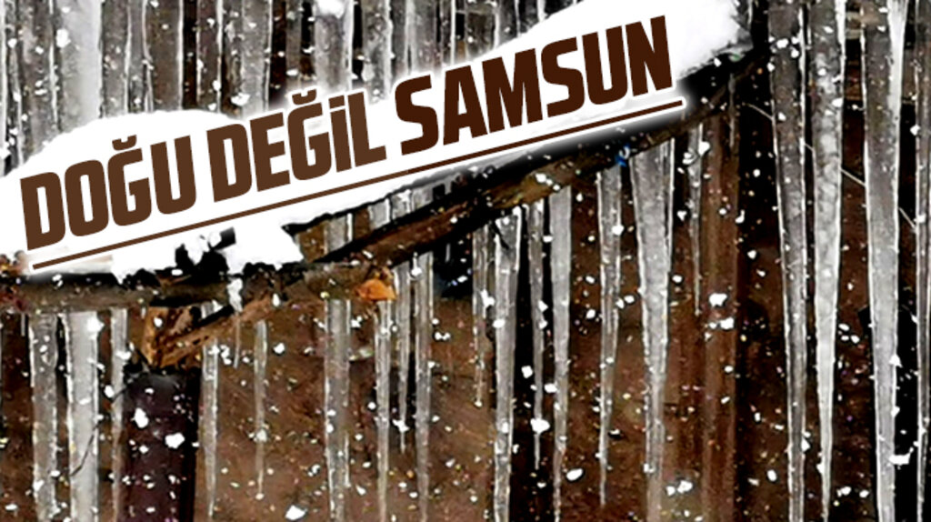Samsun'un Salıpazarı ilçesinde kar 2 metreyi aştı, çatılarda dev buz sarkıtları oluştu
