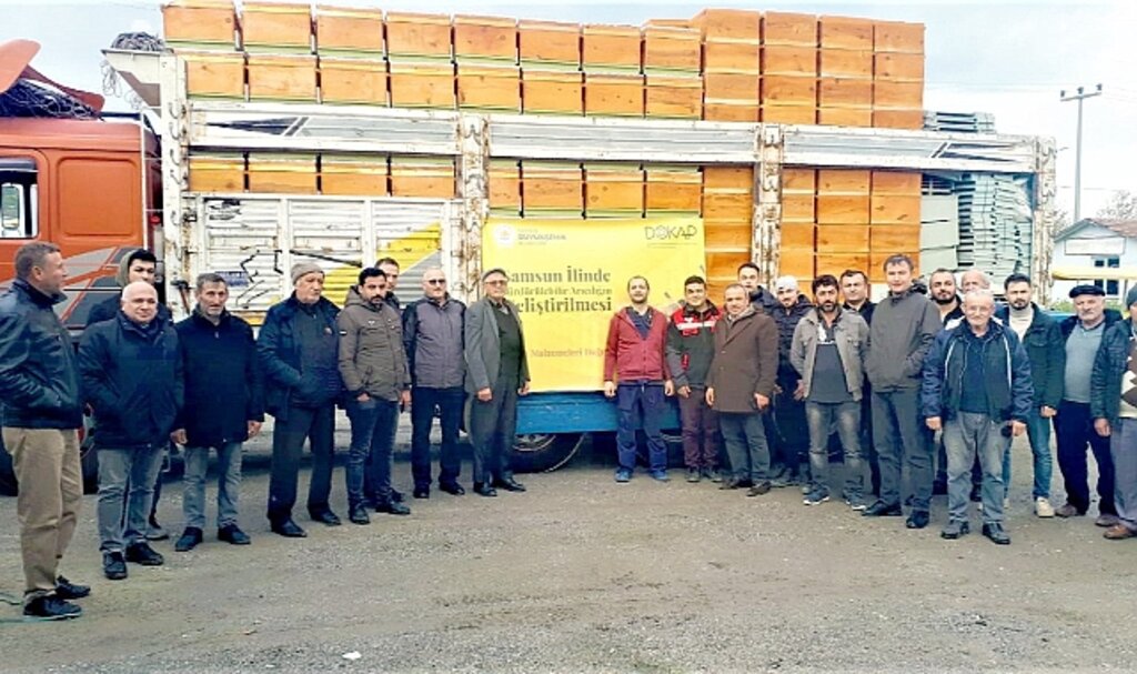 Samsun Büyükşehir Belediyesi'nden arıcılara ekipman desteği
