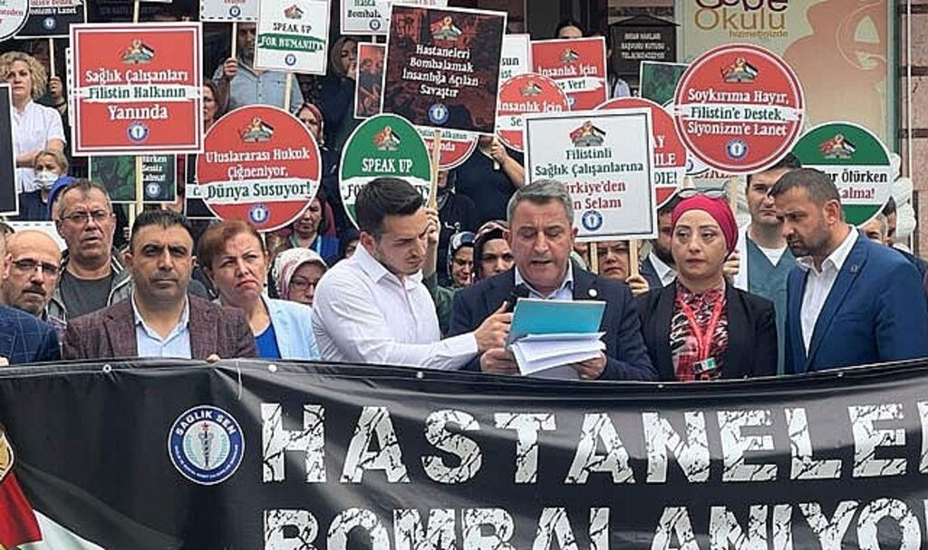 Samsun'da Sağlık-Sen üyeleri İsrail'i protesto etti