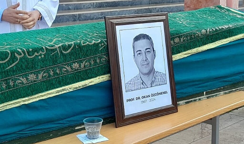 Samsun OMÜ'de vefat eden Prof.Dr. Okan Özgönenel toprağa verildi