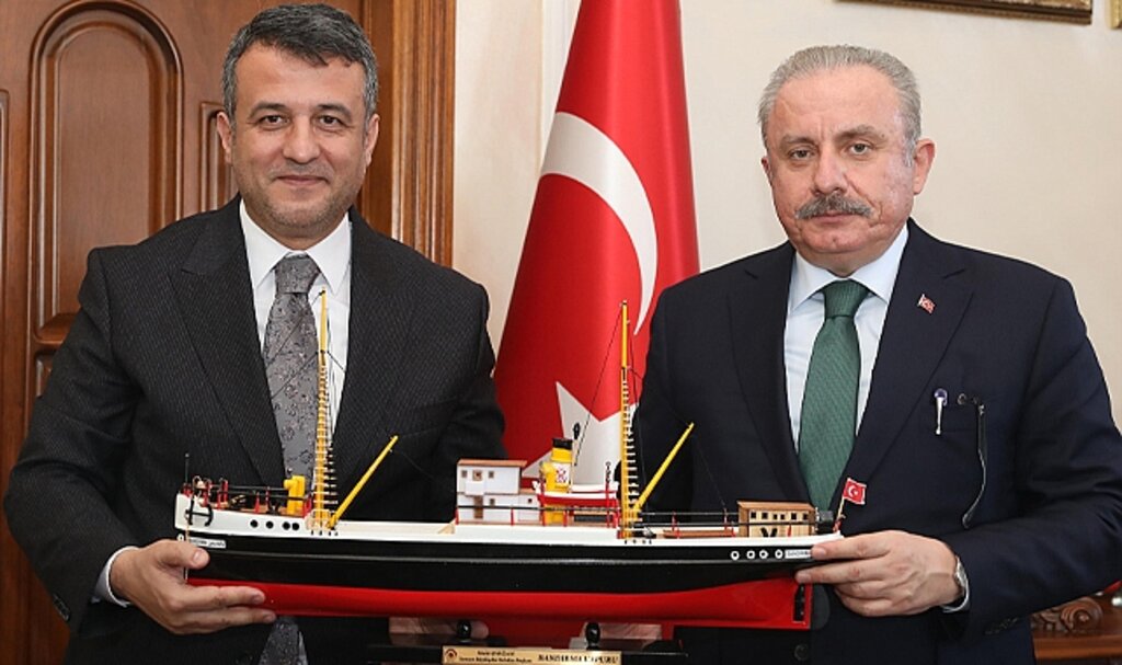 Samsun Büyükşehir Başkanı Doğan, Mustafa Şentop'u makamında ağırladı