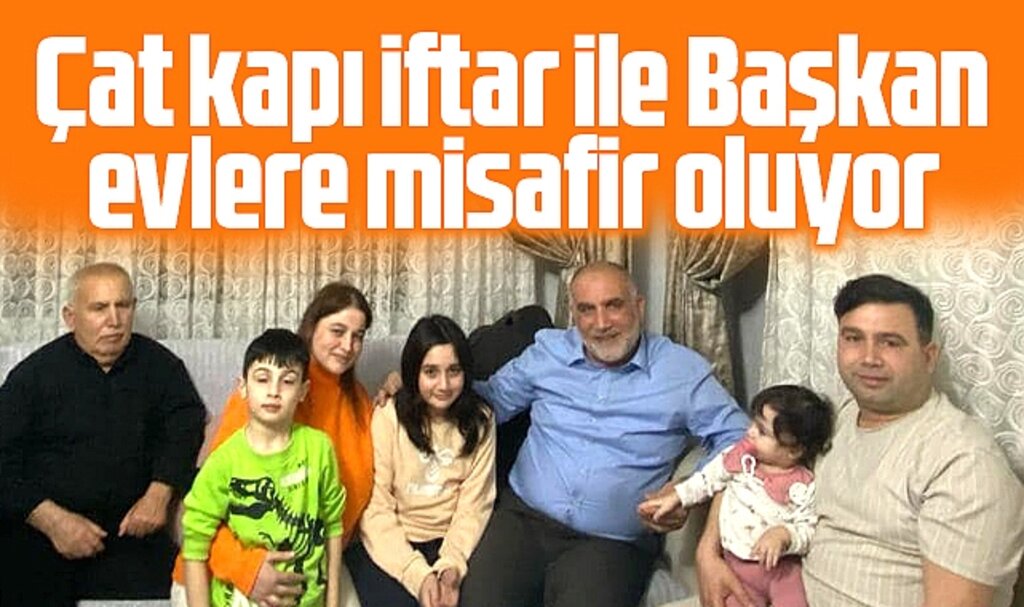 Samsun'da Canik Belediye Başkanı iftar sofralarına çat kapı misafir oluyor