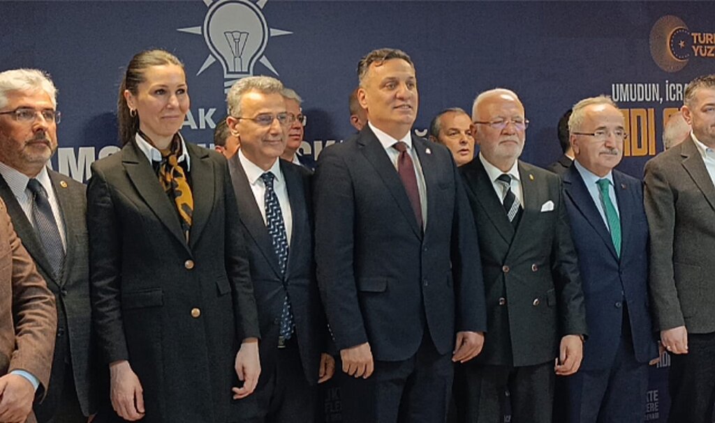 Samsun'da İYİ Parti'den istifa eden Davut Numanoğlu, AK Parti'ye katıldı