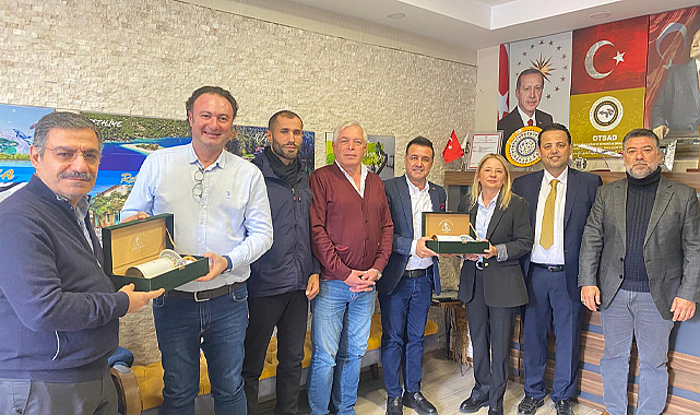 TÜRSAB Başkan adayı Aylin Özsavaş, Hüseyin Kırk'ı ziyaret etti