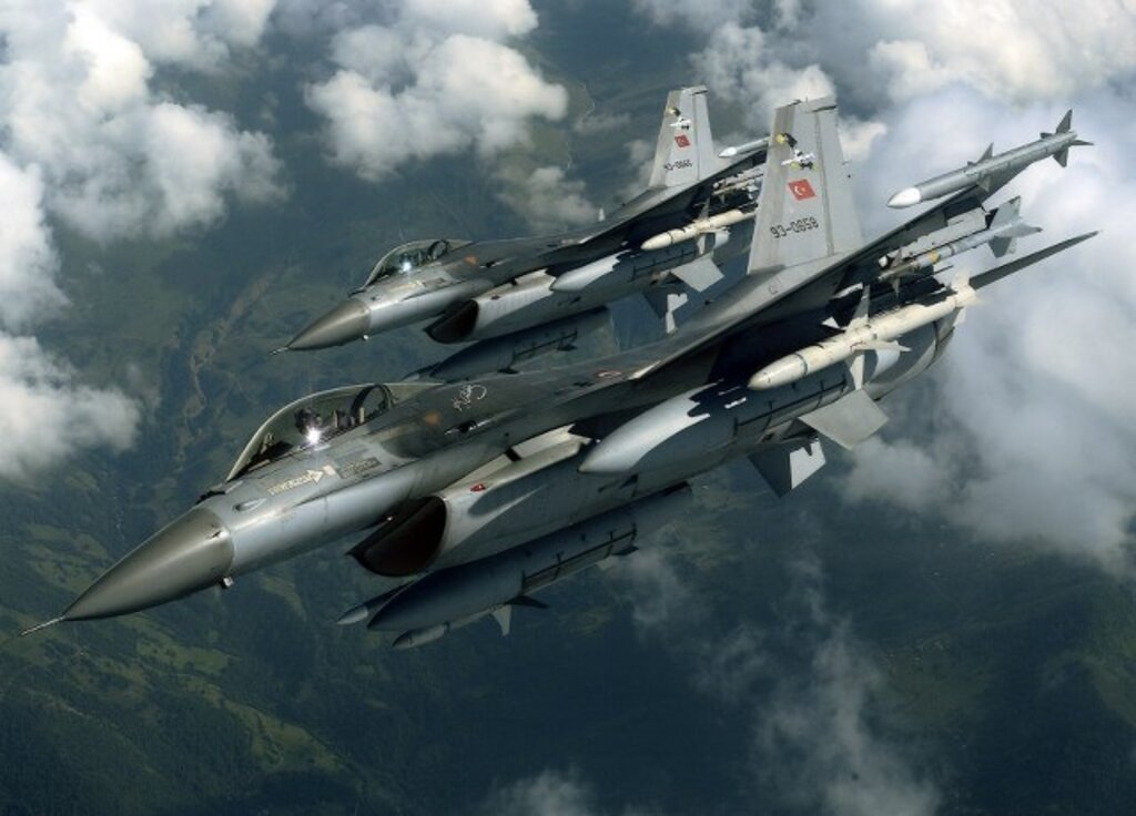 Irak'a hava operasyonu: 11 terörist öldürüldü