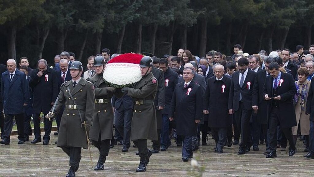 81 ilden gelen öğretmen Anıtkabir ziyaretinde bulundu