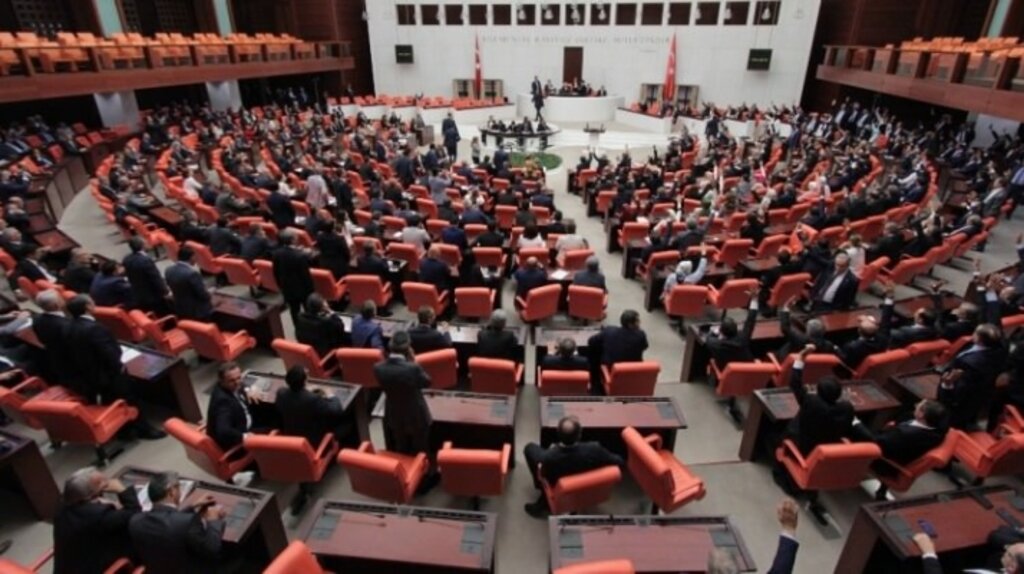 Mecliste yapılan HSK seçiminin ikinci turunda 7 üye seçildi
