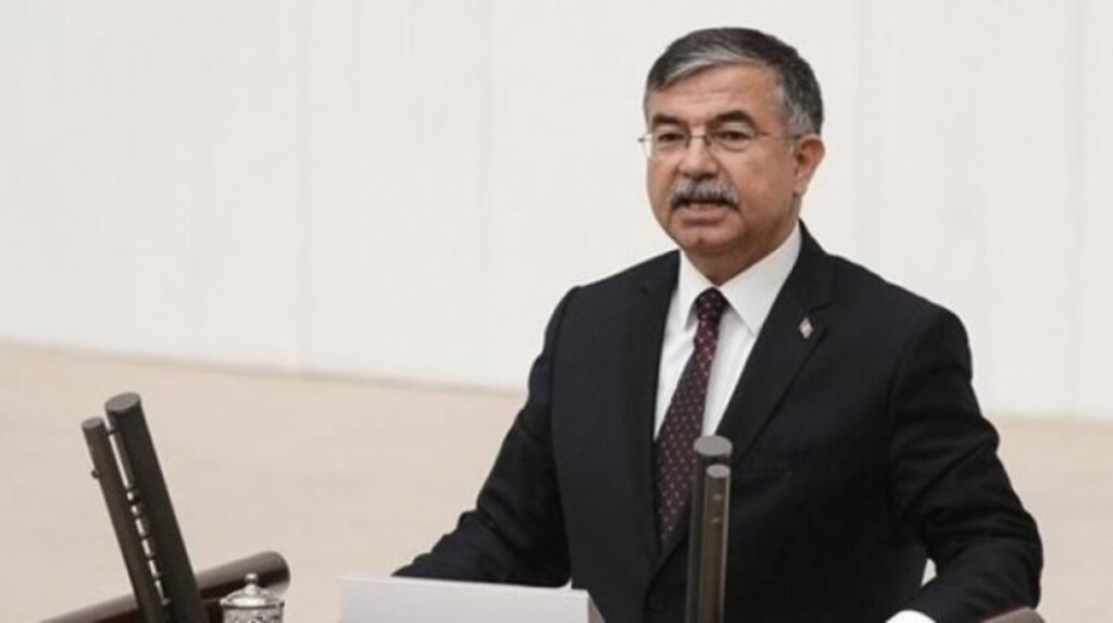 Bakan Yılmaz: Ağustostan sonra 10 bin öğretmen alımı yapacağız