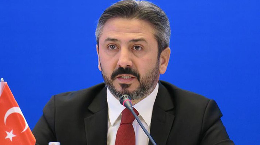 TBMM Başkanvekili Ahmet Aydın'dan tek tip elbise açıklaması