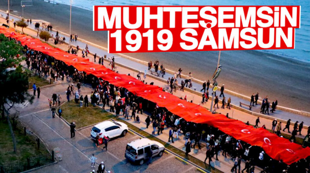Samsun'da 1919 metrelik dev bayrak yürüyüşünde 19 Mayıs coşkusu yaşandı