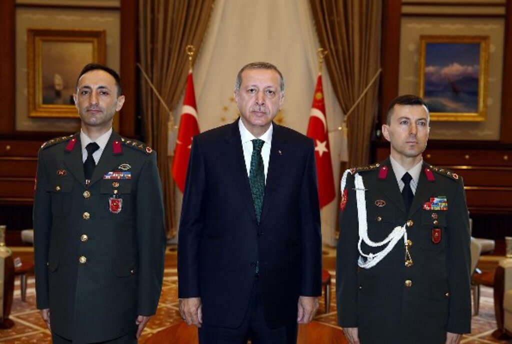 FETÖ'cü başyaver hakim karşısına çıkıp ecel teri döktü