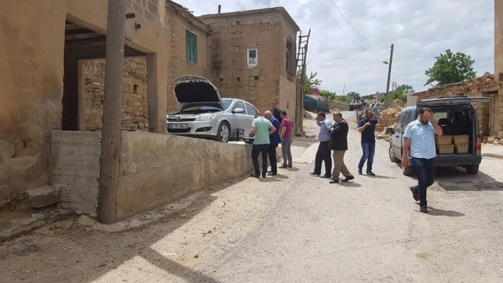 AK Parti'li meclis üyesine bombalı tuzak