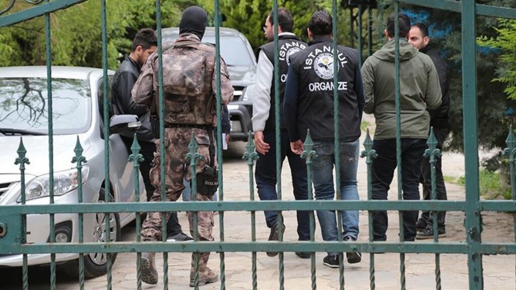 Sedat Şahin ve korumaları adliyeye sevk edildi