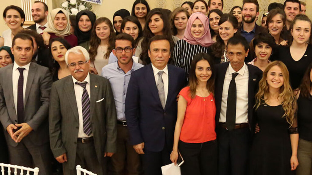 Canik Belediye Başkanı Osman Genç: Kariyer değil millilik lazım