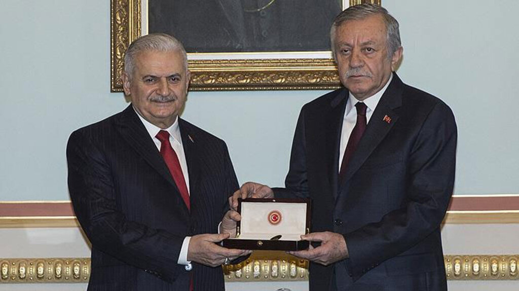 Binali Yıldırım, görevini geçici TBMM Başkanı Celal Adan'a devretti