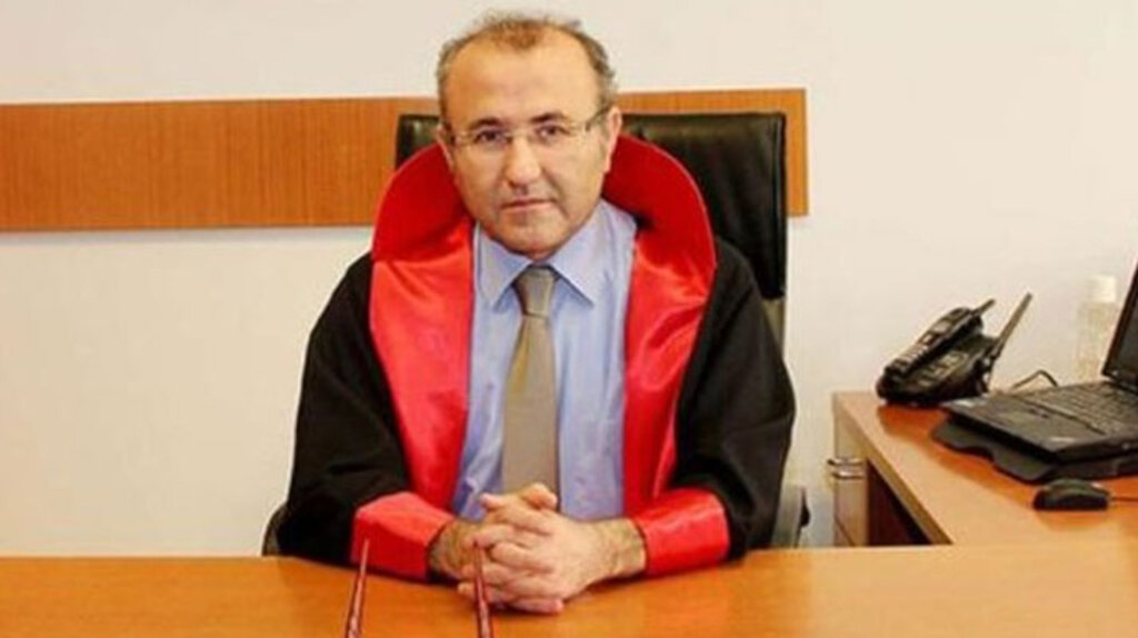 İstanbul Adliyesinde şehit edilen savcı Mehmet Selim Kiraz anılıyor