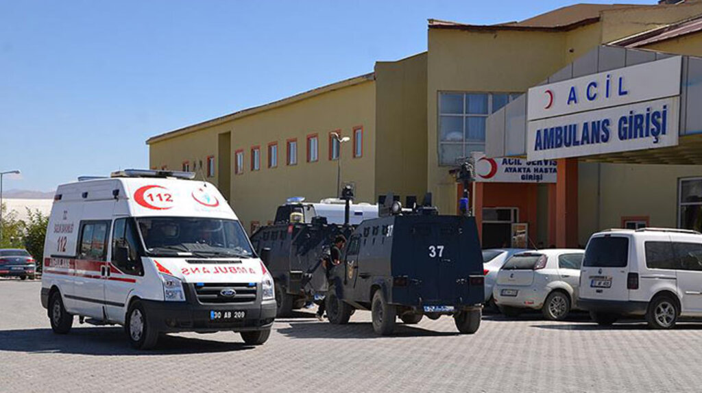 Şemdinli'de hain terör saldırısı: 5 yaralı